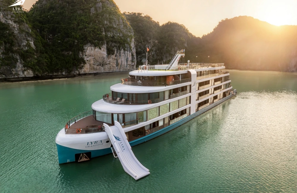 Lyra Grandeur Cruise 2