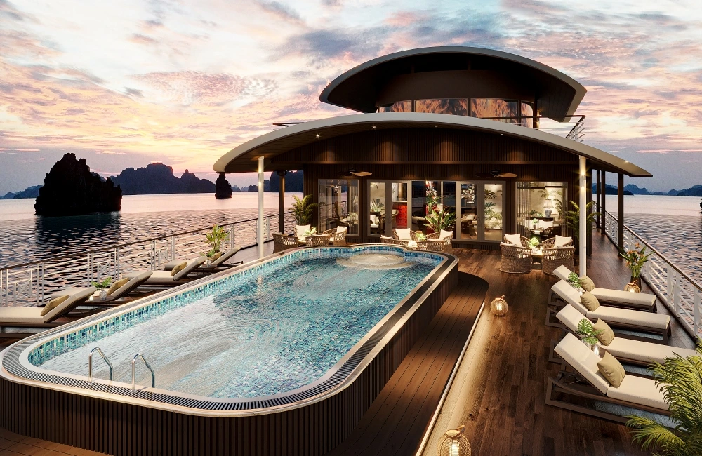 Outdoor Pool on nostalgia sails cruise