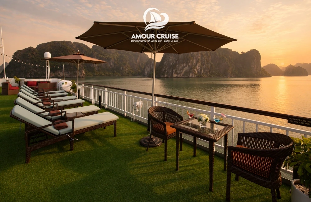 Chairs and tables in sundeck view to the bay