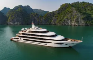 Scarlet Pearl Cruise, Halong Bay