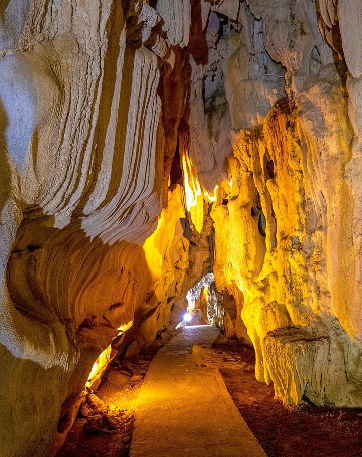 Stalagmites along Trung Trang Cave